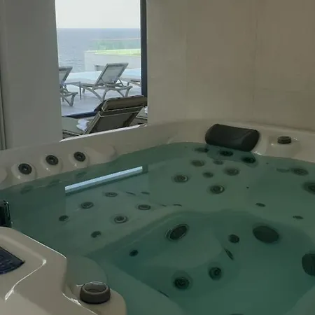Onix Infinity Pool & 54 Apartment Navodari